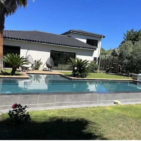 Piscine Sur A 50 Metres De La Villa